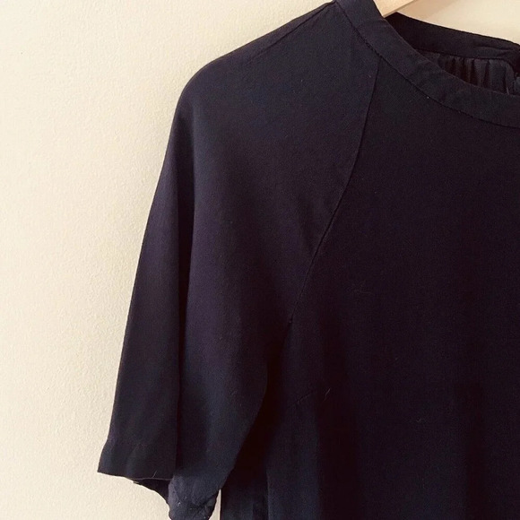 Babaton| Aritzia Short Sleeve Sheer  Black Open Back Flowy Shirt Blouse Size XS - Picture 3 of 7